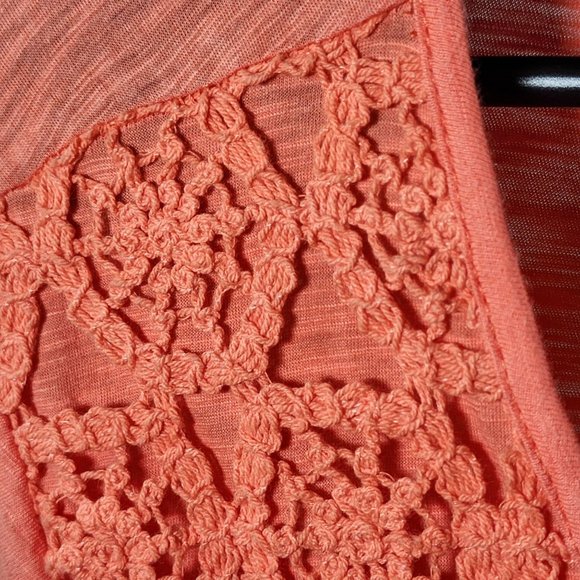 Crown & Ivy PL Orange Crochet 100% Cotton Tunic With Scoop Neck and Eye Opening - Picture 9 of 15